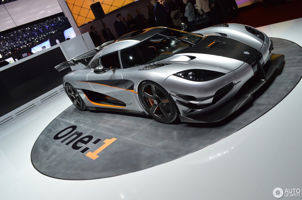 oneonekoenigsegegege3 1024x680 Genève 2014