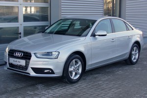 Audi A4 B8 Facelift Limousine Ambiente 1.8 TFSI multitronic Eissilber 300x200 De populairste auto’s in 2014